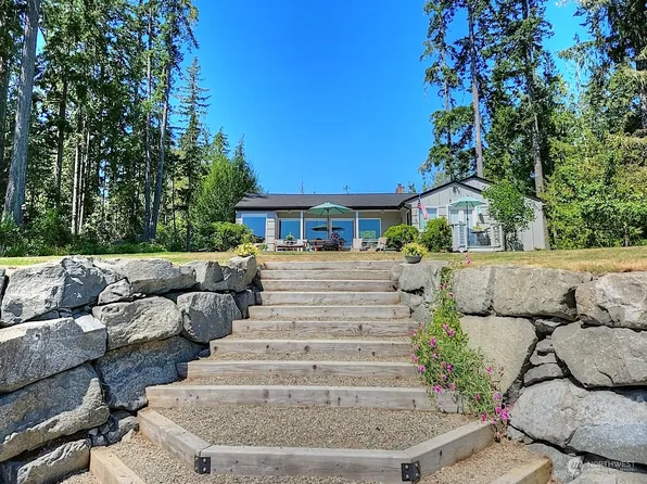 2573 E Pickering Road, Shelton, WA 98584
