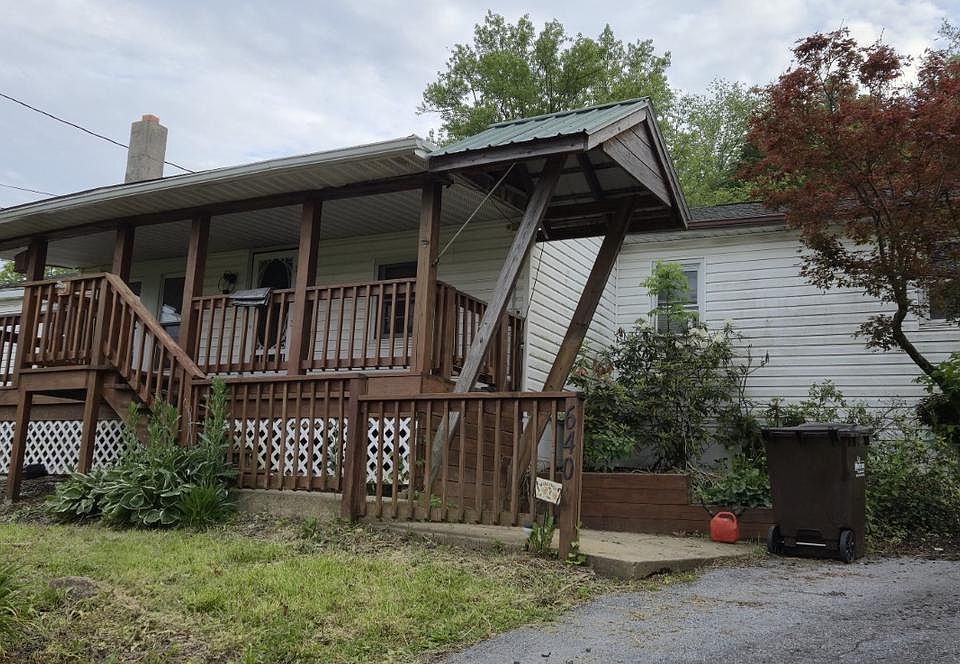 1st image of 640 Walnut Rd