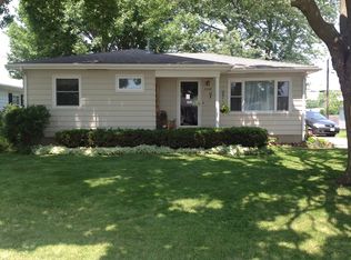 2202 E 7th St, Sterling, IL 61081