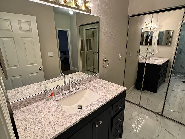 2865 Lenox Rd NE #202 — Photo 11