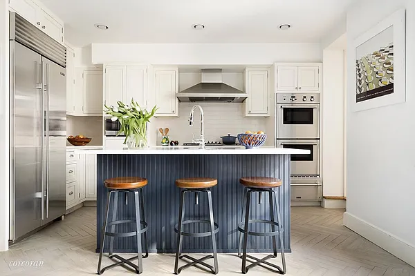 Sold by Corcoran | media 3