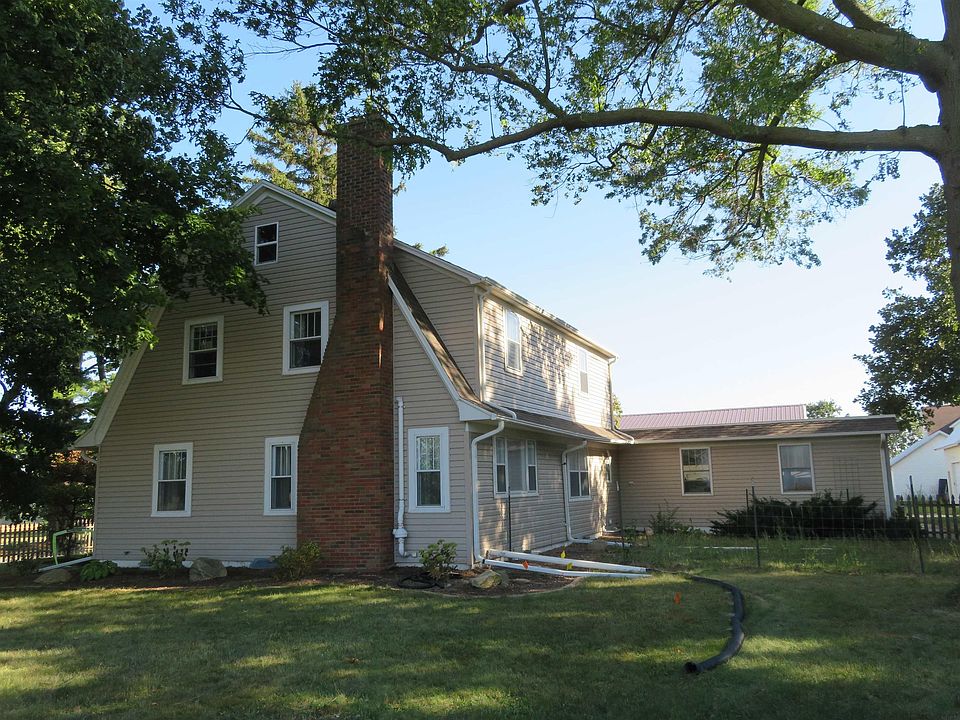 2nd image of 3416 W 27th St