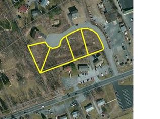 29 Suburban Ct, Newburgh, NY 12553