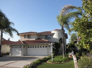 23712 Continental Dr, Canyon Lake, CA 92587