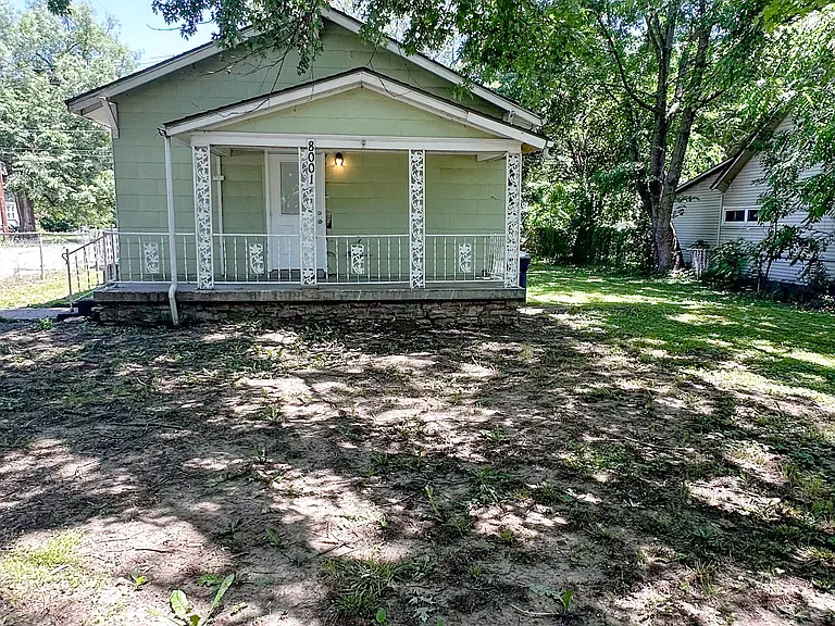 8001 Euclid Ave — Photo 1