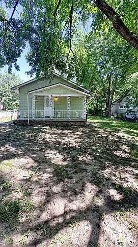 8001 Euclid Ave Photo 1