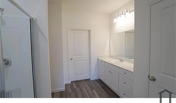 794 Yorkshire Dr — Photo 17