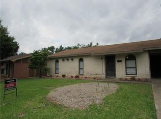 346 Trailridge Dr, Garland, TX 75043