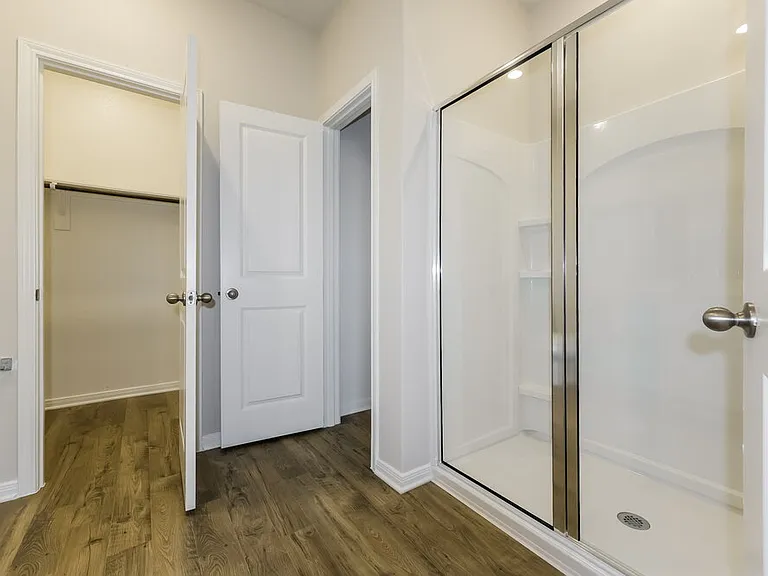 15663 Plum Brook Dr — Photo 10