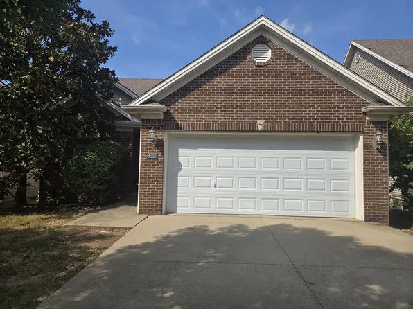 3025 Trailwood Ln, Lexington, KY 40511