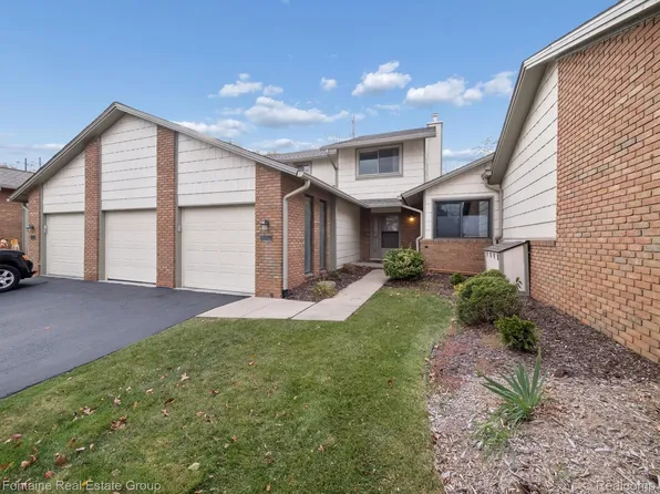 48124 Colony Farm Cir, Plymouth, MI 48170