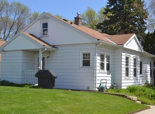 2077 S 96th St, West Allis, WI 53227