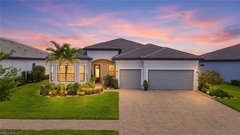 3 bed, 3.0 bath, 2511 sqft, $4,400 — Photo 1