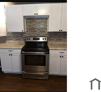 3 bed, 996 sqft, $1,300 — Photo 2