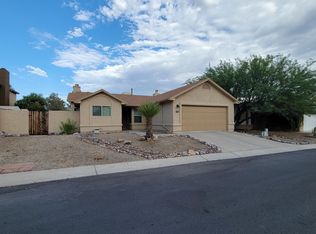 4975 W Condor Dr, Tucson, AZ 85742