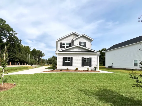 300 Ballfield Rd, Camden, SC 29020