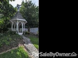 GAZEBO FEATURED IN SOUTHERN LIVING MAGAZINE