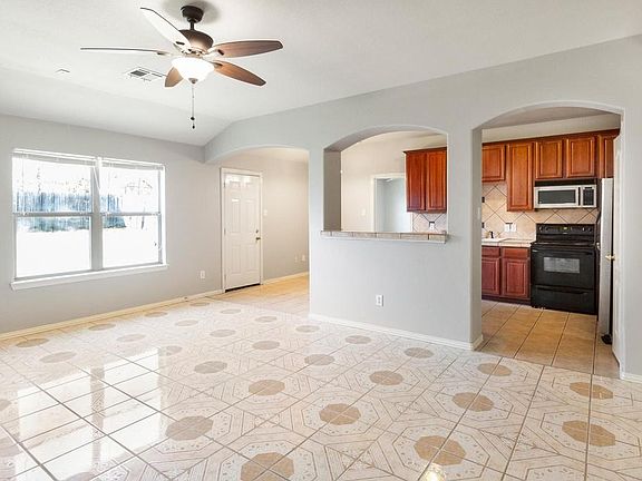 5th image of 4825 Brianhill Dr