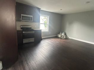 41B Chapman Pl, Bay Shore, NY 11706