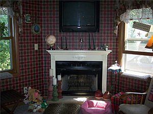 5th image of 11906 W Main St
