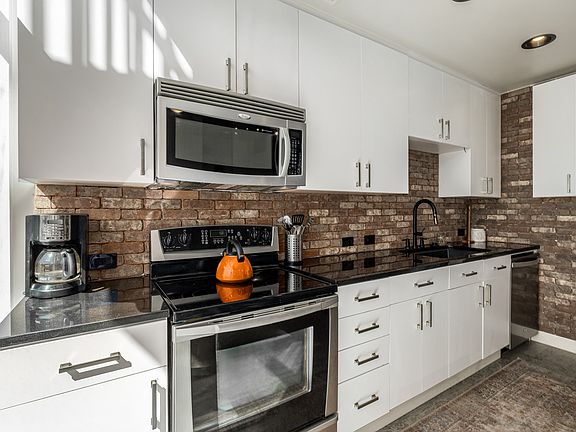 3rd image of 1700 Bassett St Unit 512