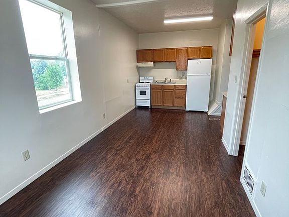 2nd image of 1401 S Street South St #2