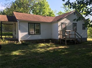 208 Caddie St, Berryville, AR 72616