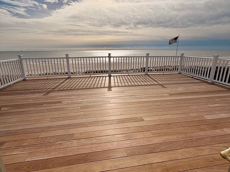 675 Dune Rd — Photo 29