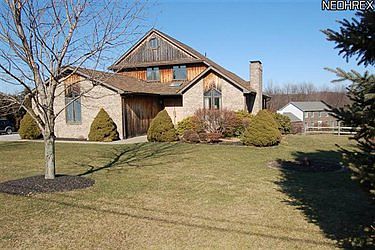 2nd image of 46810 Winston Dr