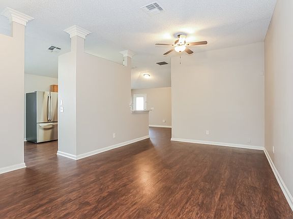 4th image of 9743 Watershed Dr S