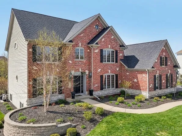 (undisclosed Address), Saint Charles, IL 60175