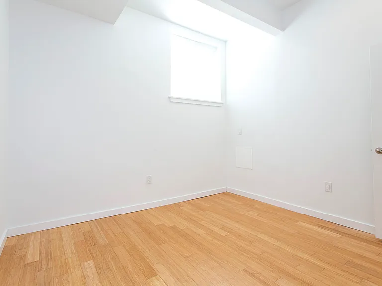 1519 Ogden St #1 — Photo 15
