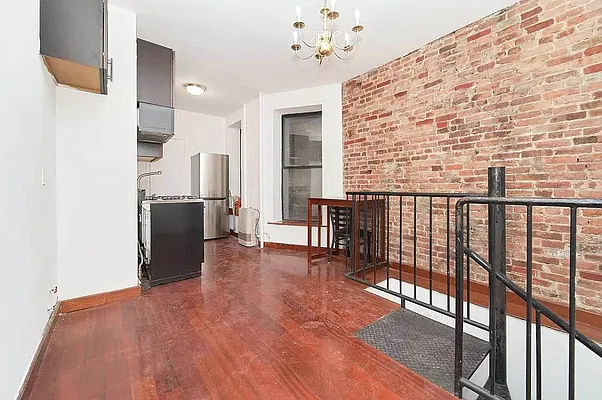 Rented by Living New York | media 42