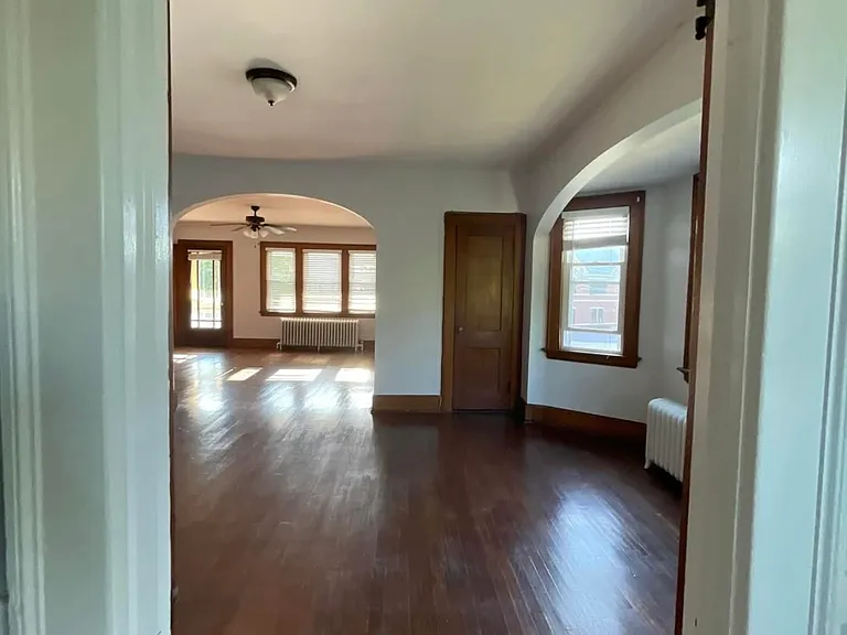 75 Sefton Dr — Photo 11