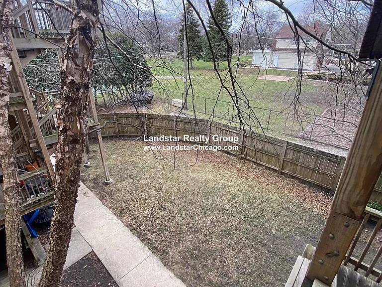 548 Elmwood Ave #2 — Photo 19