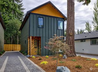 13004 Sunnyside Ave N #2, Seattle, WA 98133