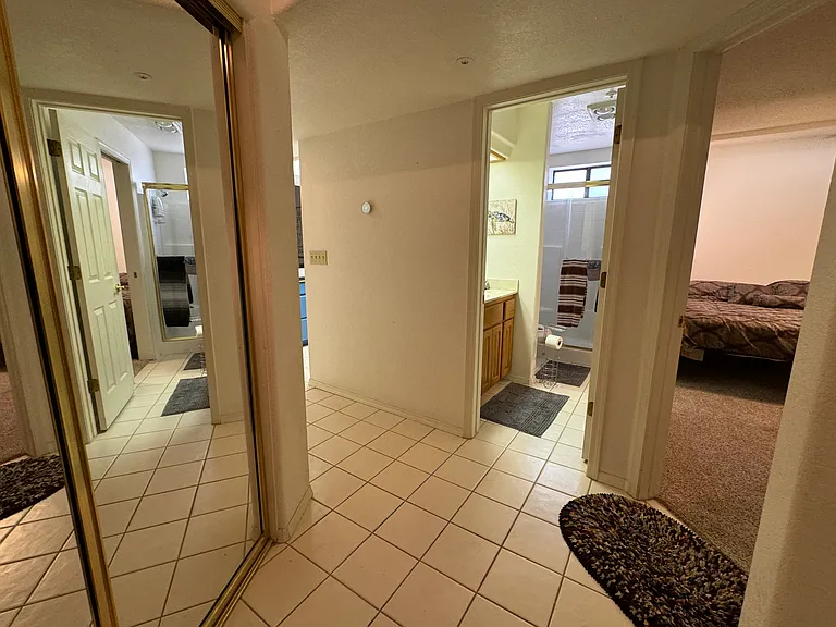 2022 Merrill Ln #3I — Photo 15