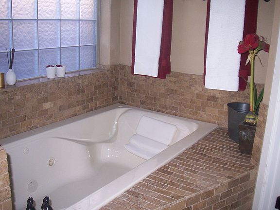 3rd image of 2075 E Marissa Dr