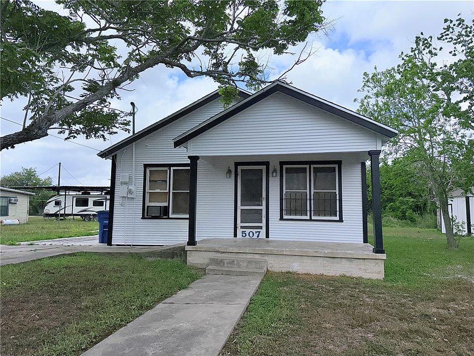 1st image of 507 E Commons St