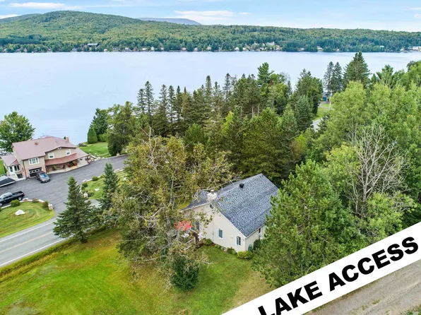 31 Fuller Drive, Canaan, VT 05903