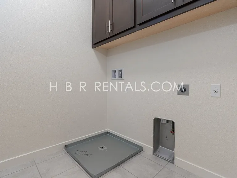 99 E Ramsey Dr — Photo 24