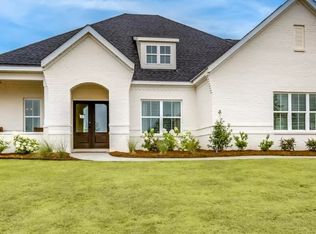 1830 Keystone Dr, Auburn, AL 36830