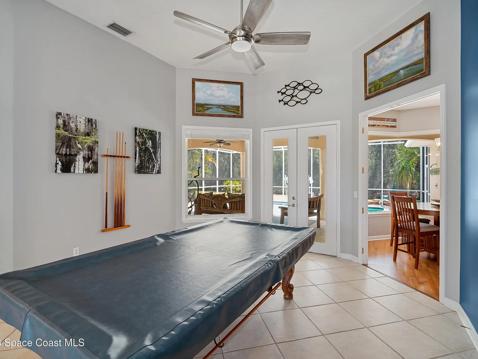 4 bed, 2.5 bath, 2416 sqft, $4,500 — Photo 4