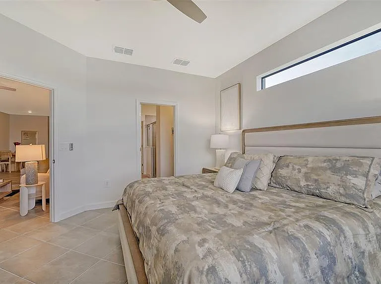 15721 Sunny Day Dr — Photo 12
