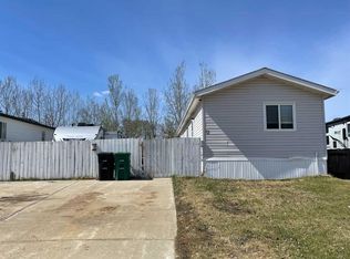 12 E Dewberry Rd, High Level, AB T0H 1Z0