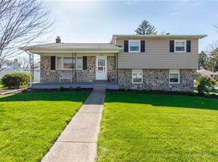 2873 Ivanhoe Rd, Bethlehem, PA 18017