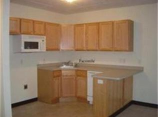 10 Legion Pkwy APT 3, Whitman, MA 02382