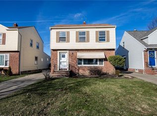 4229 Stonehaven Rd, South Euclid, OH 44121