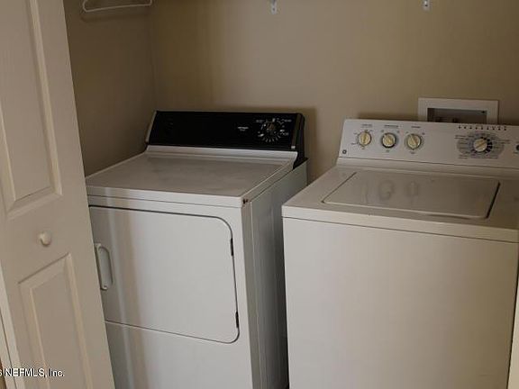 4th image of 853 Southern Creek Dr