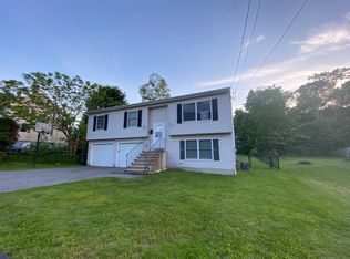 21 Workman Ave, Torrington, CT 06790